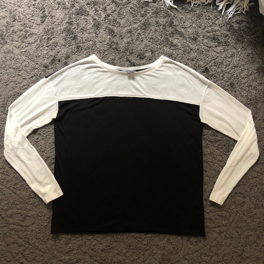 Vince Black & White Colorblock Lightweight Sweater